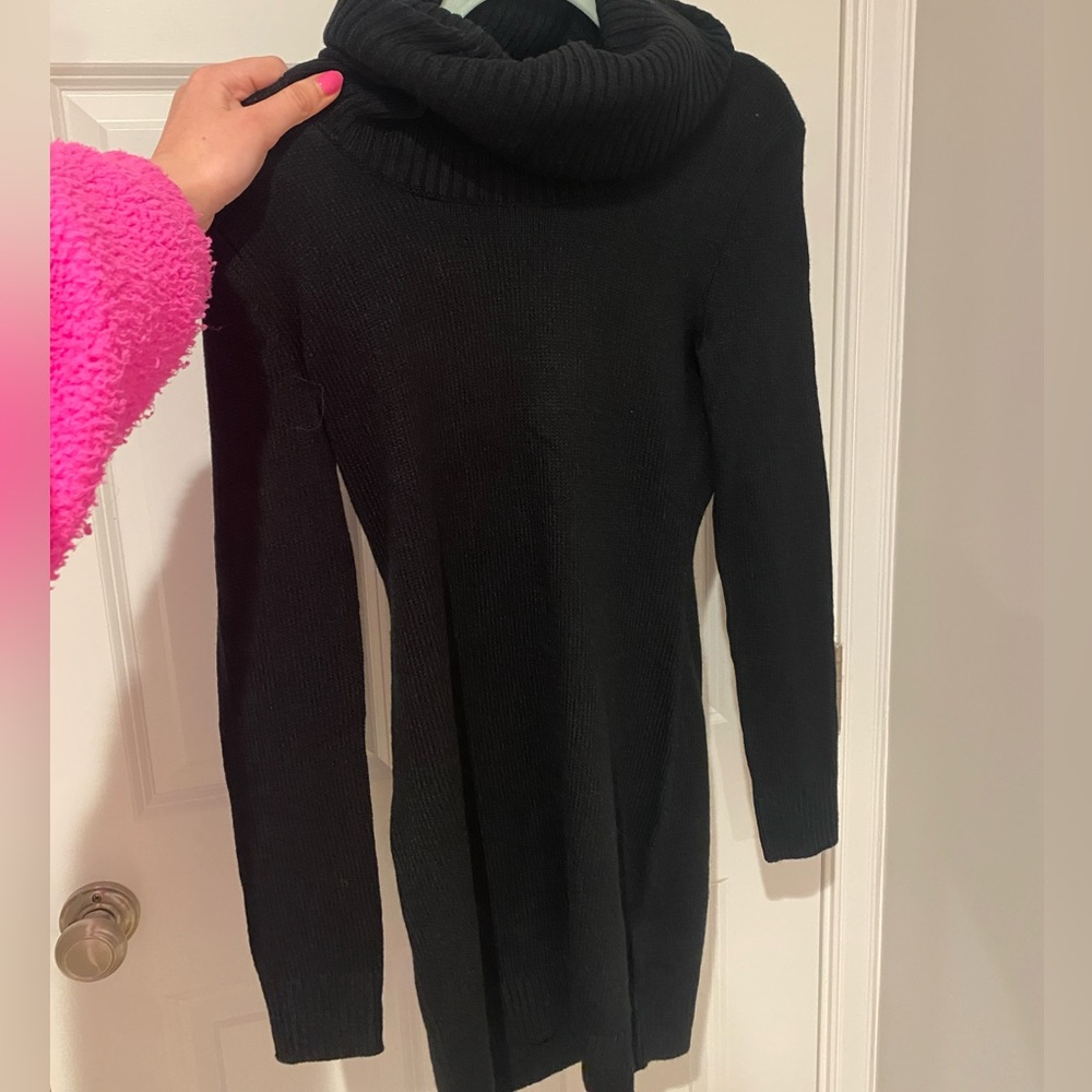 H&M XS turtleneck sweater dress
